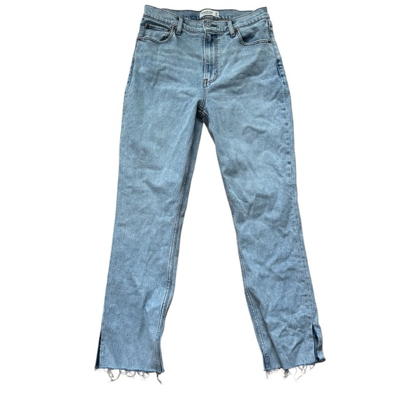 Abercrombie & Fitch Denim - Abercrombie & Fitch The 90’s Slim Straight Ultra High Rise Jeans Size 29 / 8